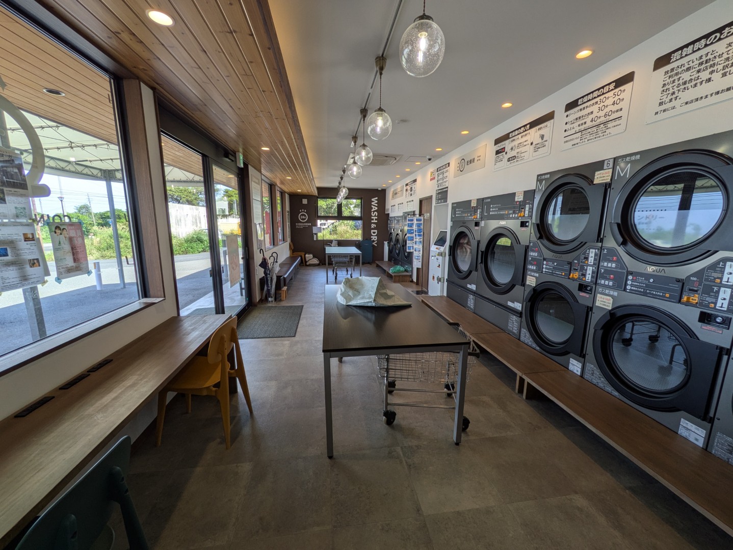 Laundry machines at COIN LAUNDRY LIFE